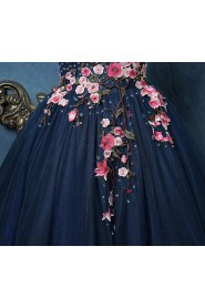 Ball Gown Scoop Tulle Evening / Prom Dress with Embroidery