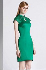 Sheath / Column High Neck Evening / Prom Dress with Embroidery