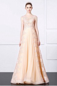 Ball Gown Scoop Evening / Prom Dress with Beading